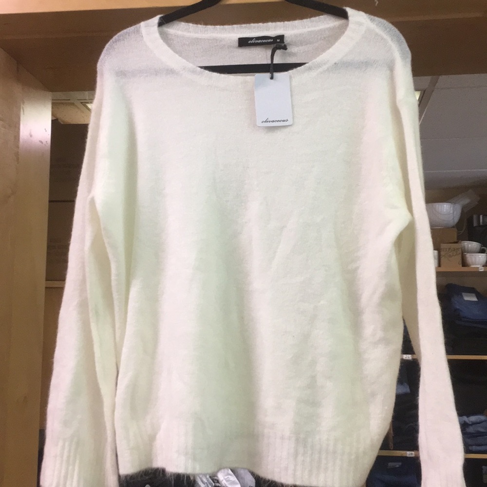 NWT Olivaceous ivory round neck sweater